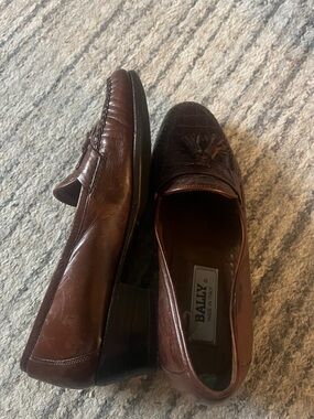 Bally Italy Dark Brown Leather Tassel Loafers 7.5 EUC ( vintage)